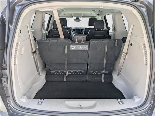 Granite Crystal Metallic Clearcoat 2019 Chrysler Pacifica Touring L