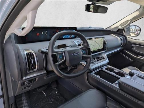 Glacier Gray Metallic Tri-Coat 2026 Ford Expedition Platinum