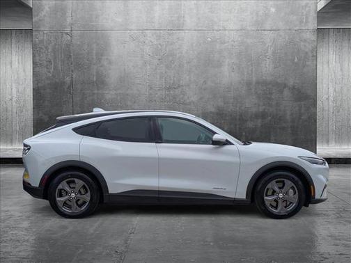 2022 Ford Mustang Mach-E Select