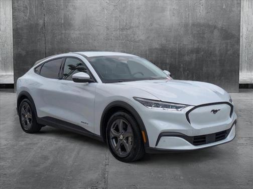 2022 Ford Mustang Mach-E Select