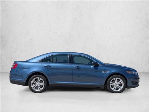 2018 Ford Taurus SEL