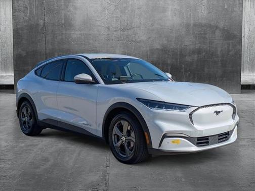 2022 Ford Mustang Mach-E Select