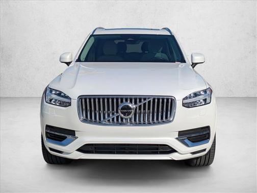 2024 Volvo XC90 Recharge Plug-In Hybrid T8 Ultimate Bright Theme 7-Seater