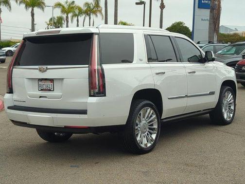 2017 Cadillac Escalade Premium Luxury