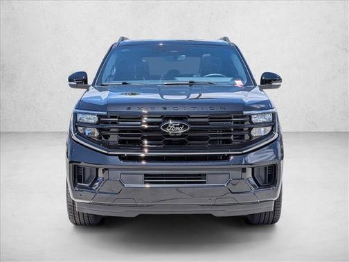 Agate Black Metallic 2026 Ford Expedition Platinum