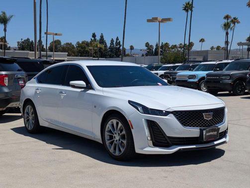 2022 Cadillac CT5 Premium Luxury RWD