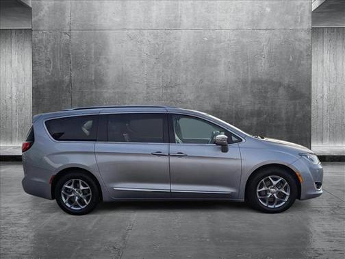 2019 Chrysler Pacifica Limited