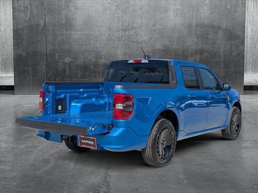 2025 Ford Maverick Lobo Standard