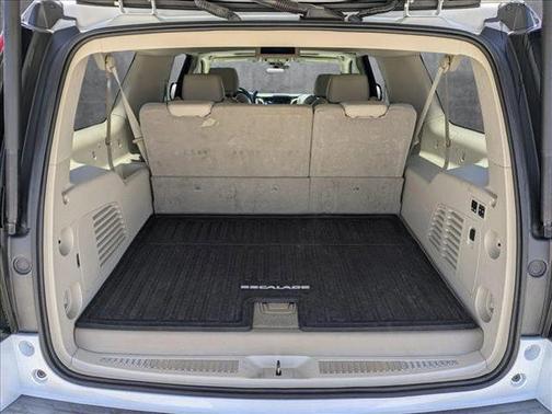 2017 Cadillac Escalade ESV Premium Luxury