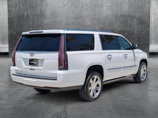 2017 Cadillac Escalade ESV Premium Luxury