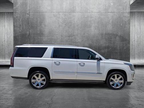 2017 Cadillac Escalade ESV Premium Luxury