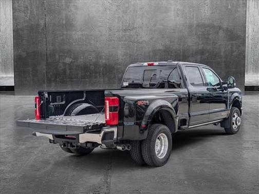 2025 Ford F-350 Lariat