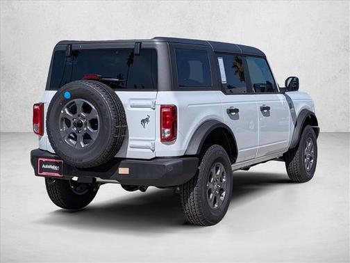 Oxford White 2026 Ford Bronco Big Bend