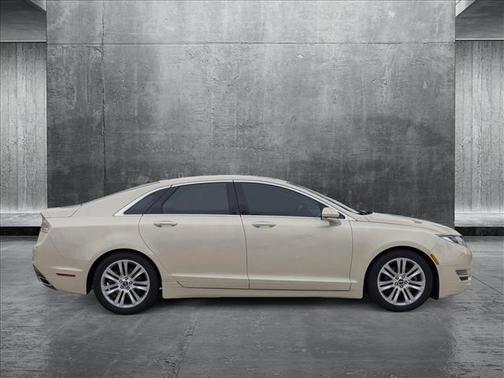 2014 Lincoln MKZ Base