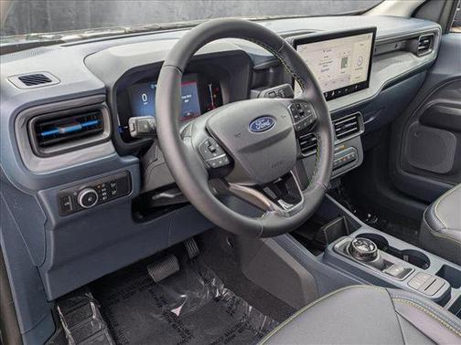 2025 Ford Maverick Lobo Standard