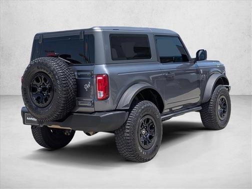Carbonized Gray Metallic 2023 Ford Bronco Base