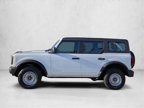 2025 Ford Bronco Base 4 Door 4x4