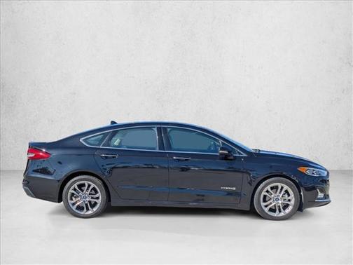 2019 Ford Fusion Hybrid Titanium