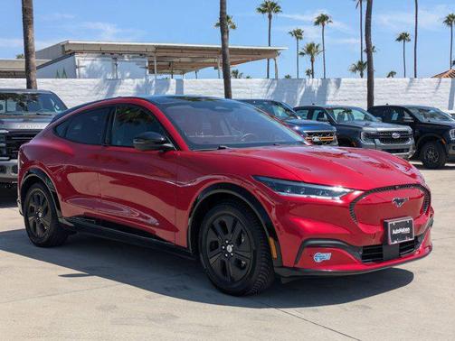 2021 Ford Mustang Mach-E California Route 1