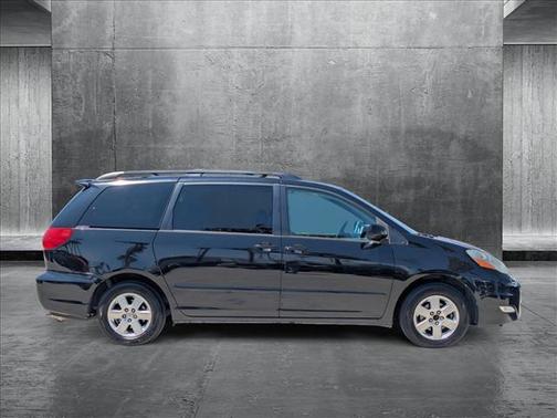 2008 Toyota Sienna XLE