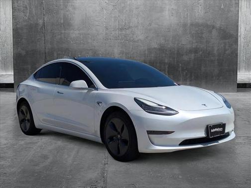2020 Tesla Model 3 Standard Range Plus