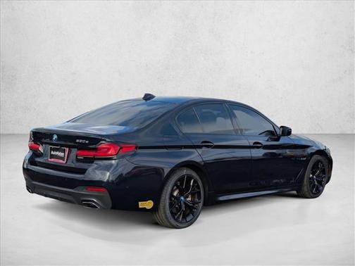 2022 BMW 530e Base