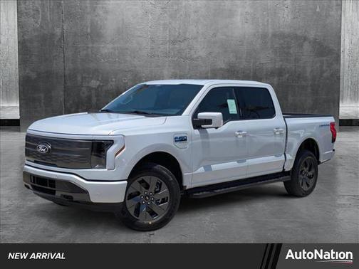 2025 Ford F-150 Lightning LARIAT