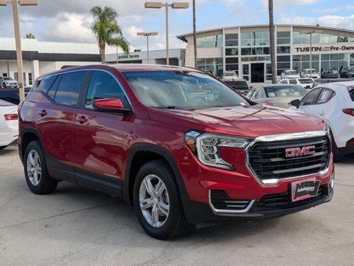 2024 GMC Terrain SLE