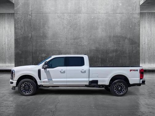 2025 Ford F-350 Platinum