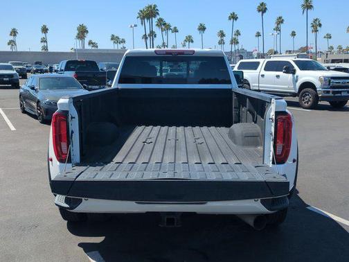White Frost Tricoat 2021 GMC Sierra 3500 Denali