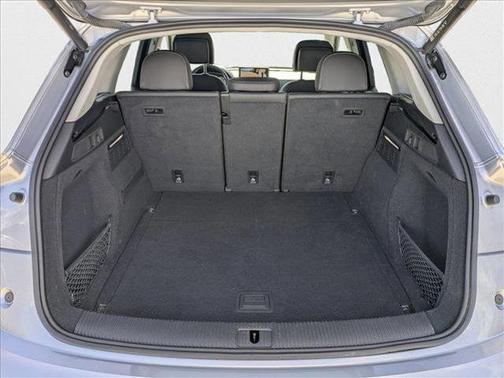 2022 Audi Q5 40 Premium Plus