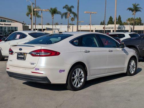 2020 Ford Fusion Plug-In Hybrid Titanium