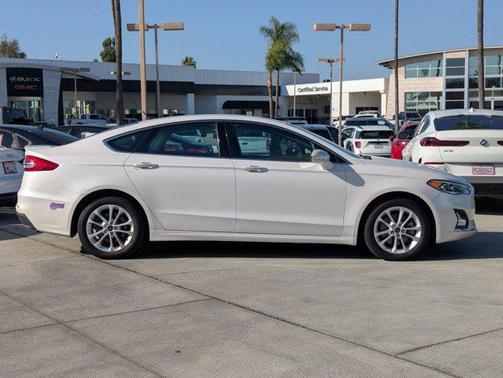2020 Ford Fusion Plug-In Hybrid Titanium