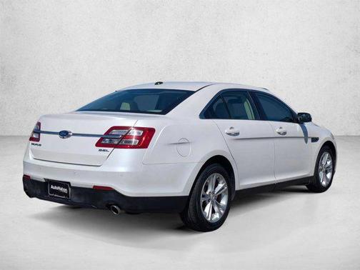 White Platinum Metallic Tri-Coat 2014 Ford Taurus SEL