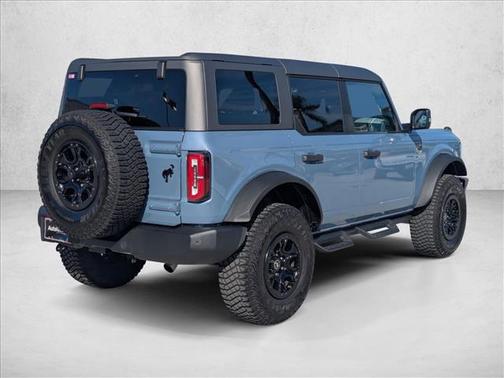 Azure Gray Metallic Tri-Coat 2024 Ford Bronco Wildtrak