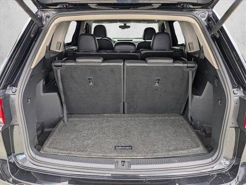 2021 Volkswagen Atlas 3.6L SE w/Technology