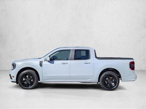 Space White Metallic 2026 Ford Maverick Lobo Standard