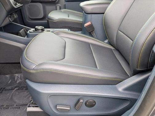 2025 Ford Maverick Lobo Standard