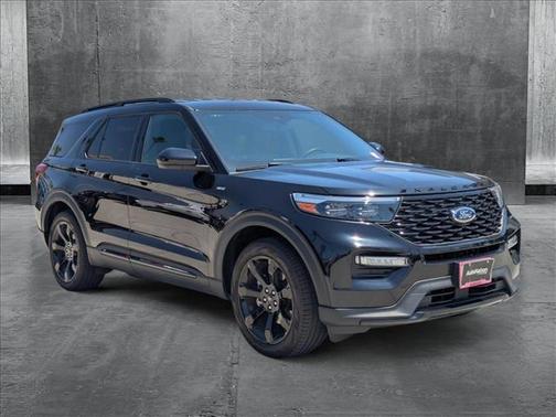 2024 Ford Explorer ST-Line