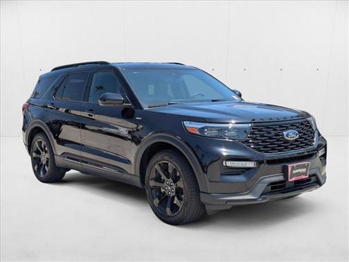 2024 Ford Explorer ST-Line