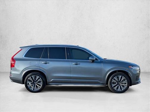 2020 Volvo XC90 T5 Momentum