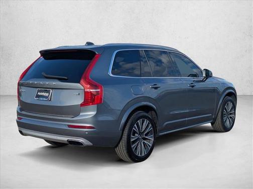 2020 Volvo XC90 T5 Momentum