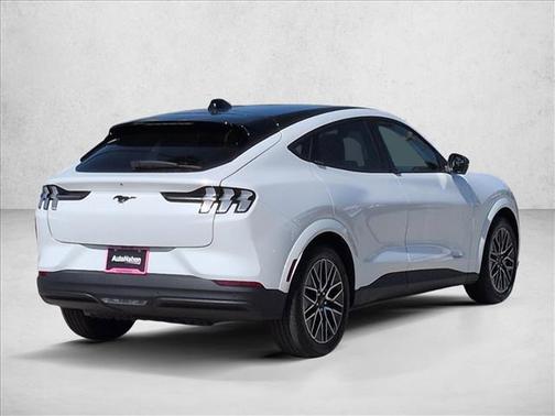 Star White Metallic Tri-Coat 2026 Ford Mustang Mach-E Premium