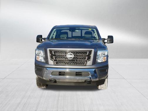 2024 Nissan Titan XD SV