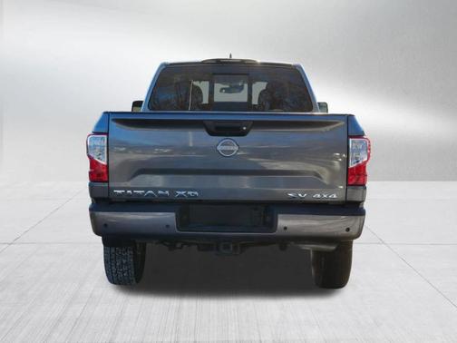 2024 Nissan Titan XD SV