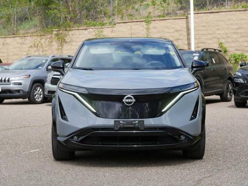 2t Gry Blk Roof 2024 Nissan ARIYA EVOLVE+