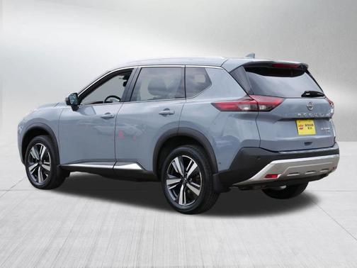 2022 Nissan Rogue Platinum