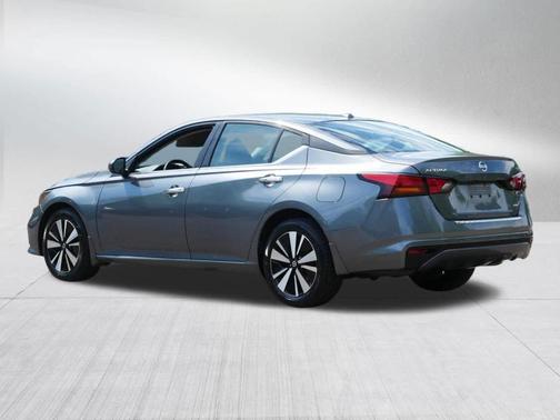 Gun Metallic 2021 Nissan Altima 2.5 SV