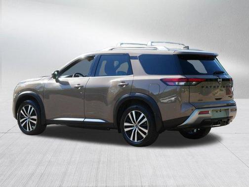 Baja Storm 2023 Nissan Pathfinder Platinum