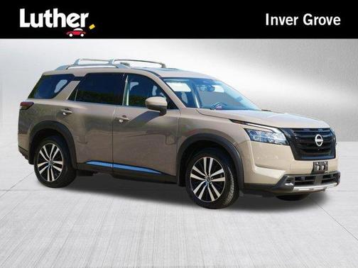 Baja Storm 2023 Nissan Pathfinder Platinum